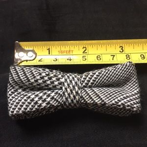 Black & White Boys Clip-On Bow tie